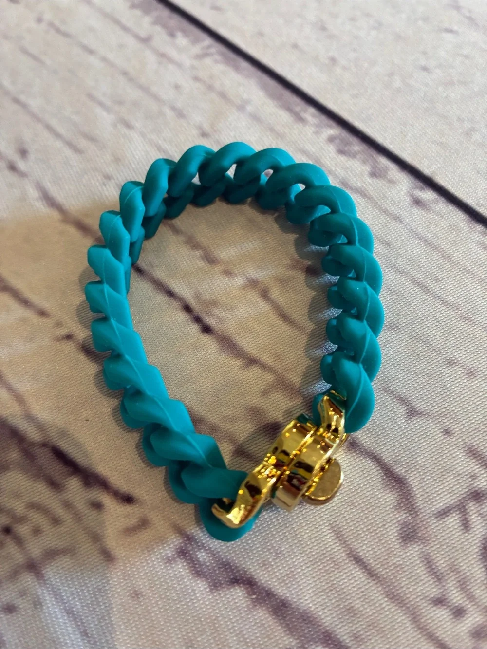 🎉NEW LISTING!🎉Rustic Cuff Braided Rubber Chain Bracelet